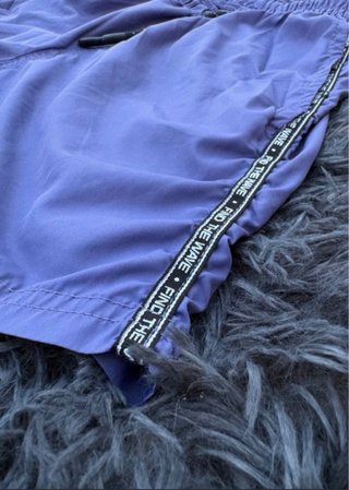 Bañador Morado Corto con Cordón Ajustable