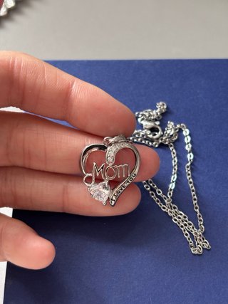 Collar Corazón Mom Plata