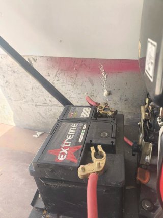 Generador Eléctrico con Batería