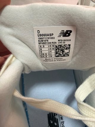 Zapatillas New Balance 9060 Beige Multicolor