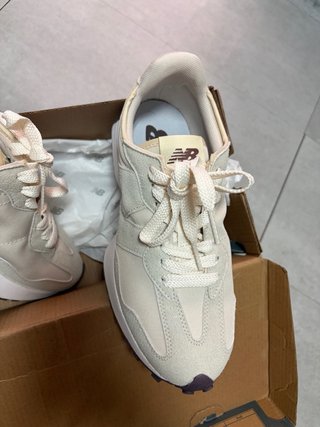 Zapatillas New Balance 327 Beige/Marrón