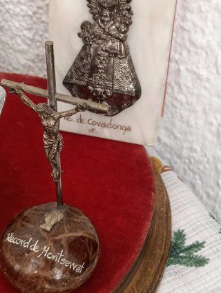 Colección religiosa variada