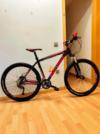 Bicicleta de 27,5" Conor 8500 series Aluminium.