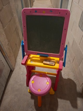 Pizarra Infantil Convertible en Mesa