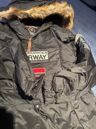 Abrigo Geographical Norway Negro