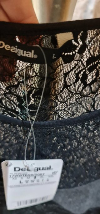 Top Desigual Negro y Gris Nuevo