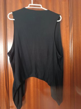 Chaleco negro Basic talla L