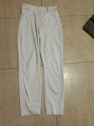 Pantalones chinos de mujer blanco y de cuadros