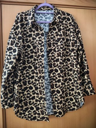 Camisa Shein manga larga talla L.