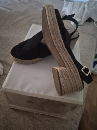 Sandalias de cuña negras esparto tacon 5 cm