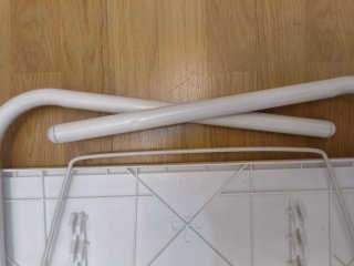 Mesa auxiliar extensible blanca