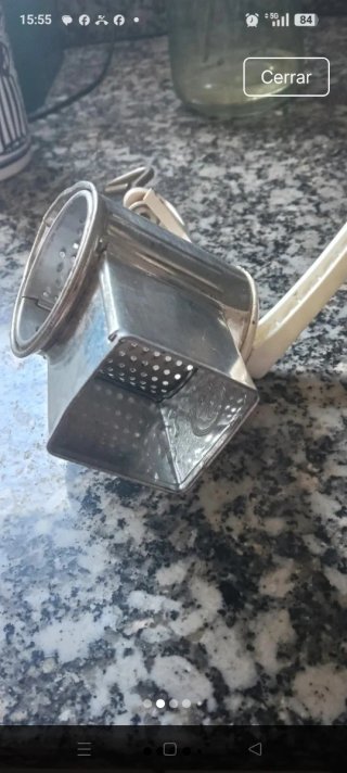 Rallador de queso antiguo