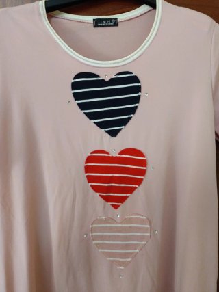 lote de 3 camisetas y pijama corto.