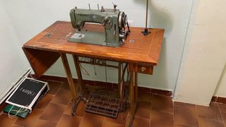 Máquina de coser Refrey