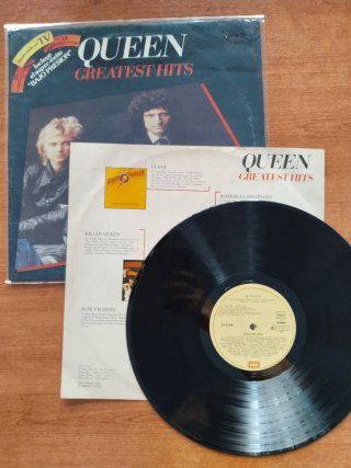 Queen – Greatest Hits (LP Vinilo Original EMI)
