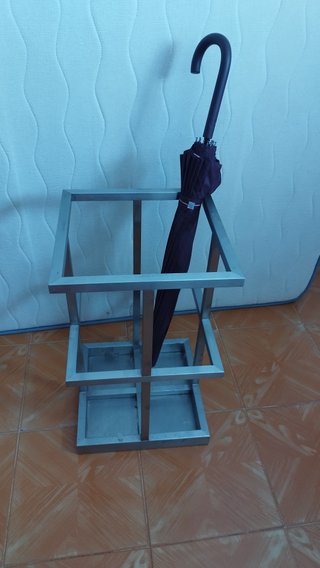 Paragüero de aluminio moderno