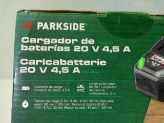 Cargador Parkside 20V Rápido de 4,5A