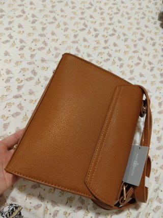 Bolso bandolera color camel nuevo