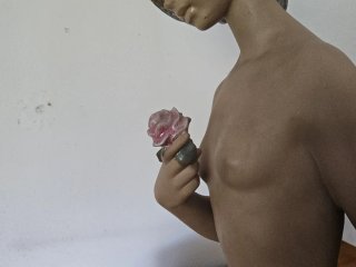 Figura Lladro Desnudo de la Rosa