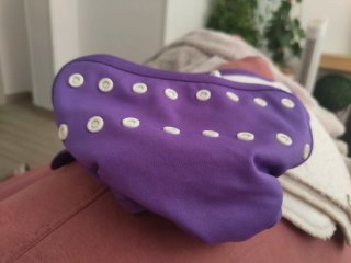 Pañal de tela reutilizable morado