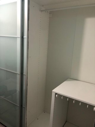 Armario corredero Ikea cristal y metal