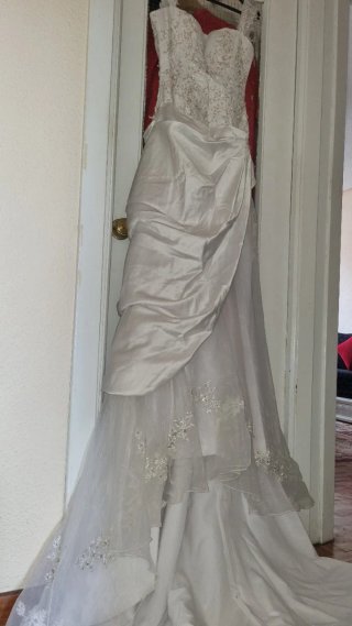 Vestido de Novia Blanco con Pedrería