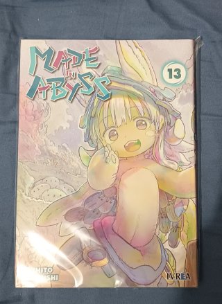 Made in Abyss tomos manga 11, 12 y 13