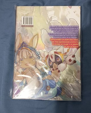 Made in Abyss tomos manga 11, 12 y 13