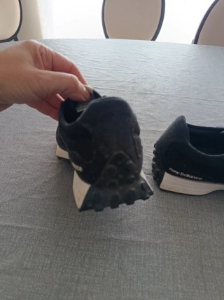 Deportivas New Balance Negras y Blancas