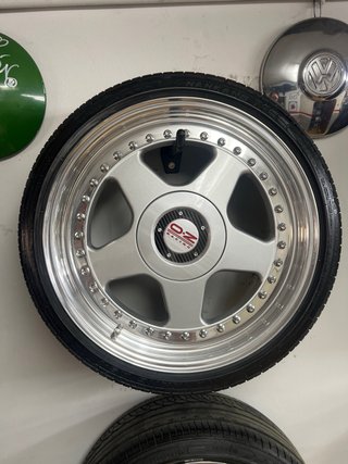 Llantas OZ Futura 7,25x17 4x100 restauradas