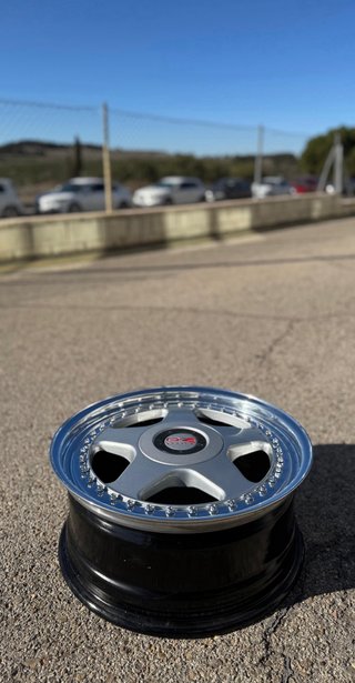 Llantas OZ Futura 7,25x17 4x100 restauradas