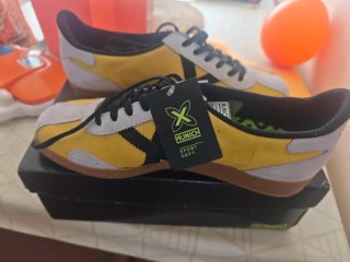 Zapatillas Munich Arquero Talla 42