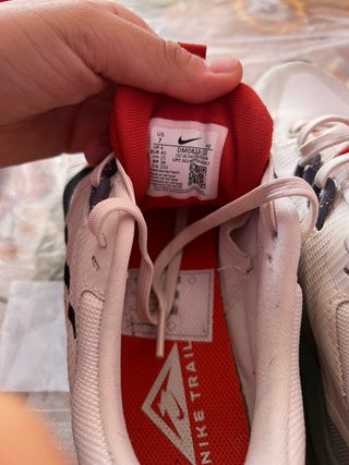 Nike Juniper Trail Beige/Rojo