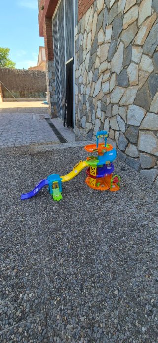 " URGE VENDER " Parking Infantil Juguete.