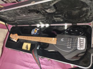 Musicman Stingray 5 Bajo Eléctrico