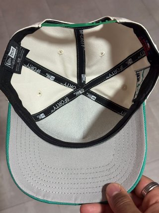 Gorra New Era Bordada Ajustable