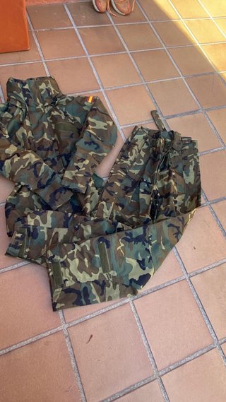 Traje militar intemperie camuflaje