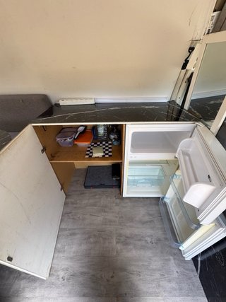 FORD TRANSIT 2.5D TECHO ALTO CAMPERIZADA – ITV 202