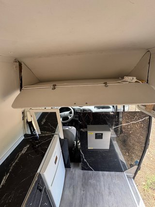 FORD TRANSIT 2.5D TECHO ALTO CAMPERIZADA – ITV 202