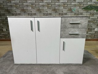 OFERTA NUEVA COMDA APARADOR 3 PUERTAS 2 CAJONES