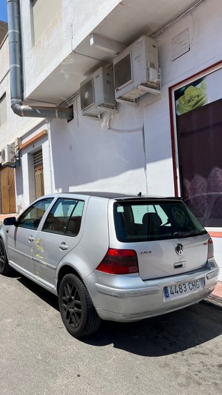 Volkswagen Golf 2003