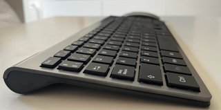Teclado y mouse tipo Apple