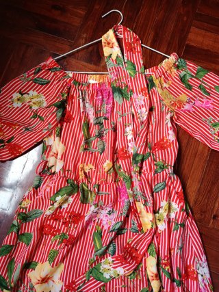 Vestido largo estampado floral y rayas
