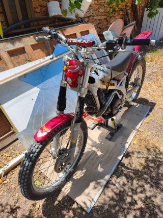 Beta Rev 3 250 2003 matrículada