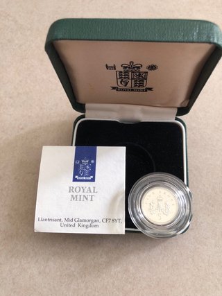 Moneda Royal Mint 5 Pence plata 925