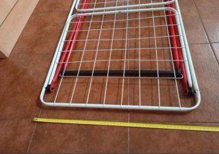 Tendedero plegable rojo