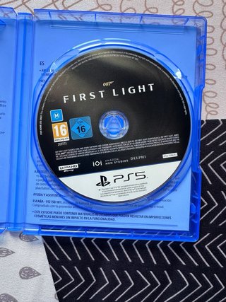 007 First Light Specialist Edition PS5