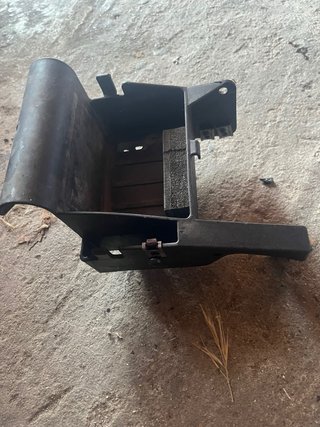 Soporte bateria aprilia rs 50 del 2007