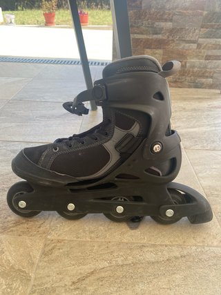 Patines en línea negros
