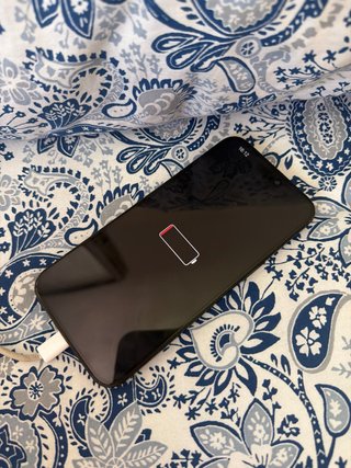 iPhone 15 Pro Max azul